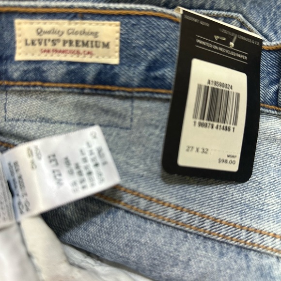 NWT Levis 501 Button A Mid Rise women Jean - Picture 12 of 12